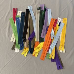 51 Pcs 9 Inch Nylon Coil Sewing Zippers Bulk for Tailor Sewing Bags Garments DIY